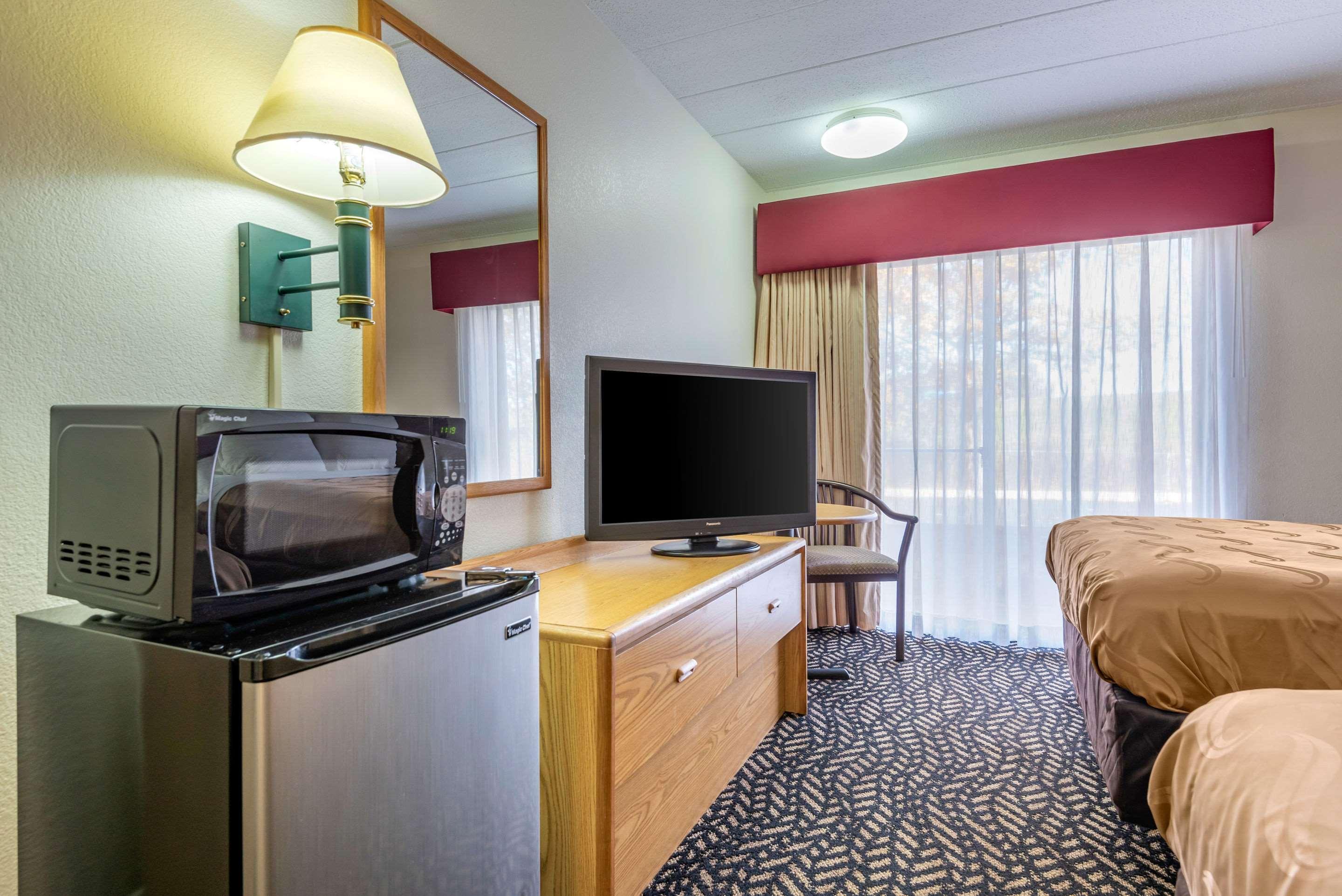 Quality Inn Falconer - Jamestown Exterior foto