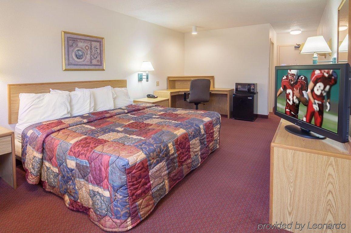 Quality Inn Falconer - Jamestown Exterior foto