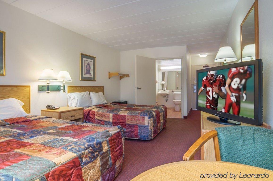 Quality Inn Falconer - Jamestown Exterior foto